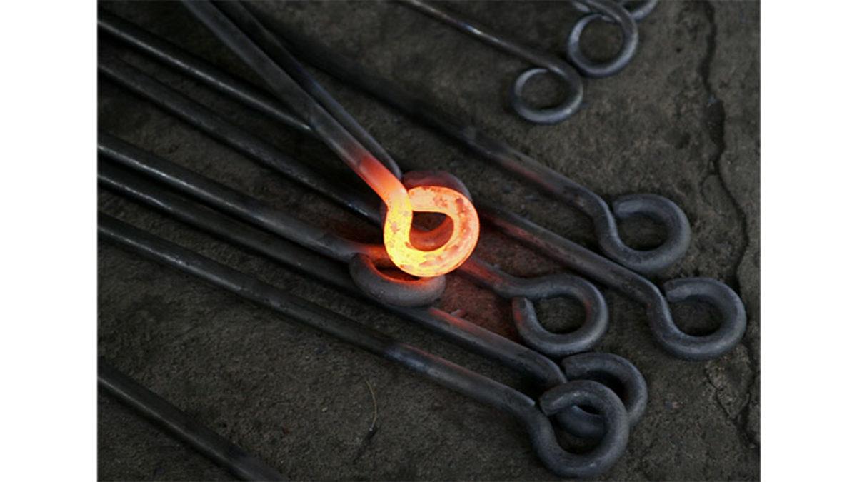 Fizik Derslerinde Uyuyanlar Seri Üzgün: Isınan Demir Niye Kızarır?