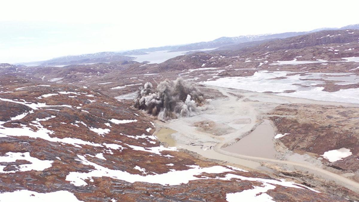 Grönland Gibi Kuzey Kutbu Ülkelerindeki Havaalanları Neden Patlayıcılarla İnşa Ediliyor?