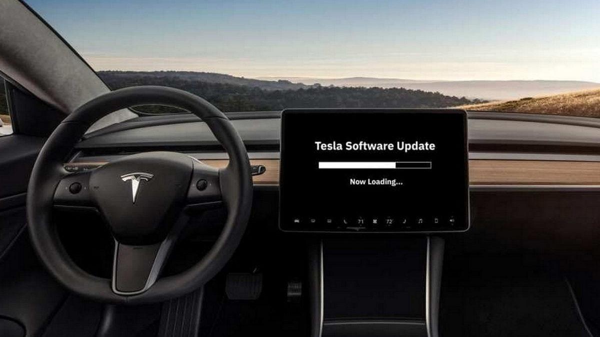 Tesla, Diğer Elektrik Otomobillere Göre Bu Kadar Sade Bir Motor Dizaynı Yapmayı Nasıl Başarıyor?