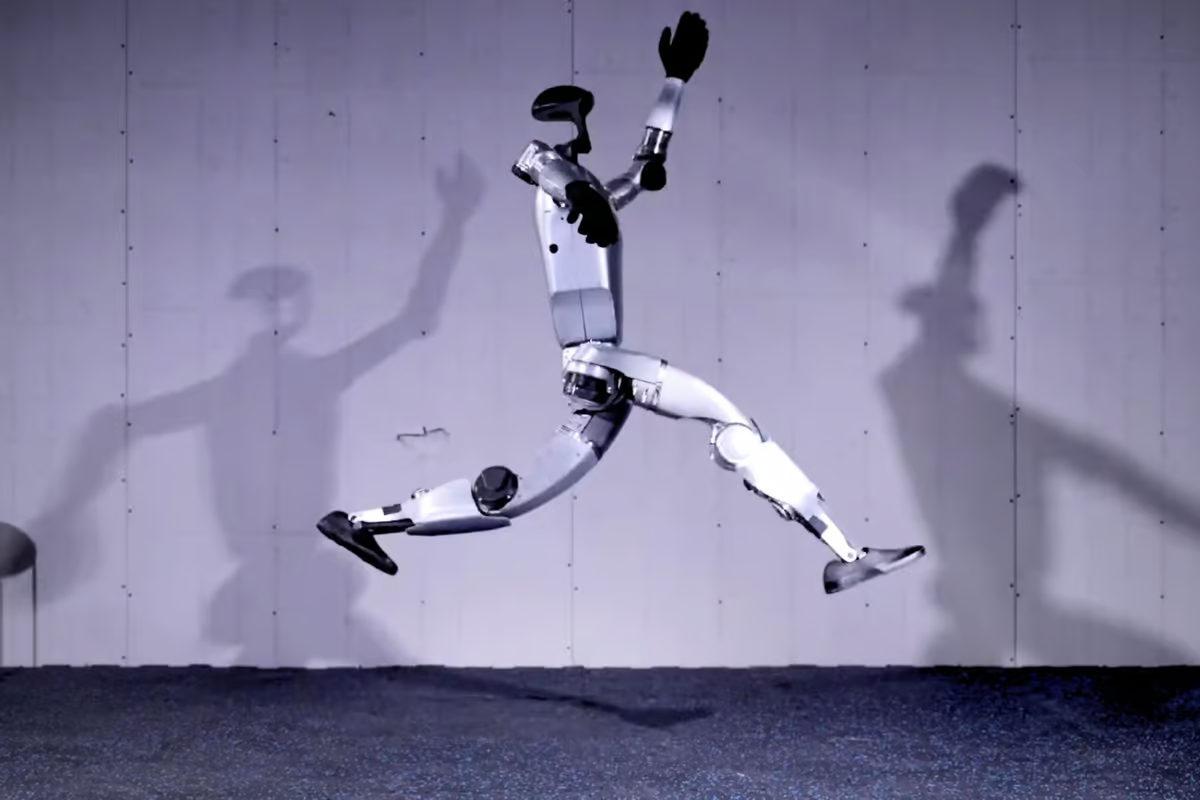 Evde Tüm İşlerinizi Yaptırabileceğiniz İnsansı Robot Unitree G1’in Seri Üretim Versiyonundan Video Paylaşıldı: Fiyatı da Belli Oldu!