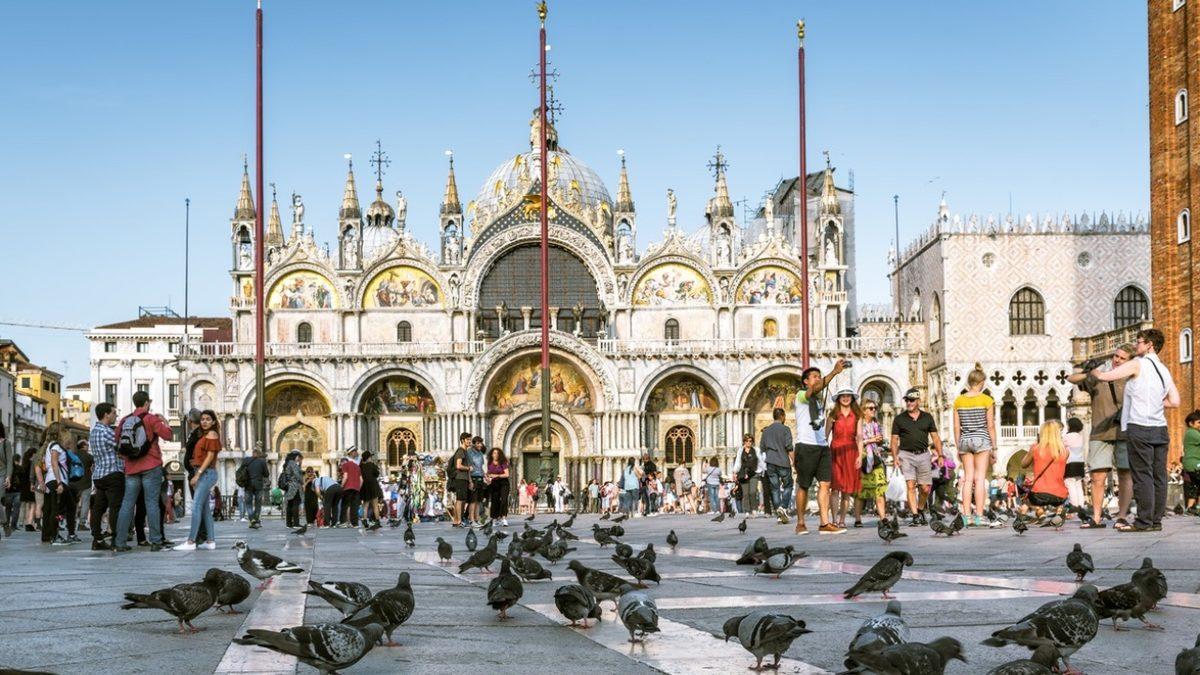 İtalya’da Güvercin Beslemenin Neden Yasak Olduğunu Öğrenince “E Çok Mantıklıymış!” Diyeceksiniz