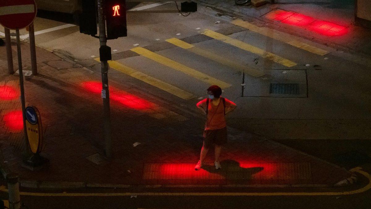 Hong Kong’daki Trafik Işıklarını Görünce 