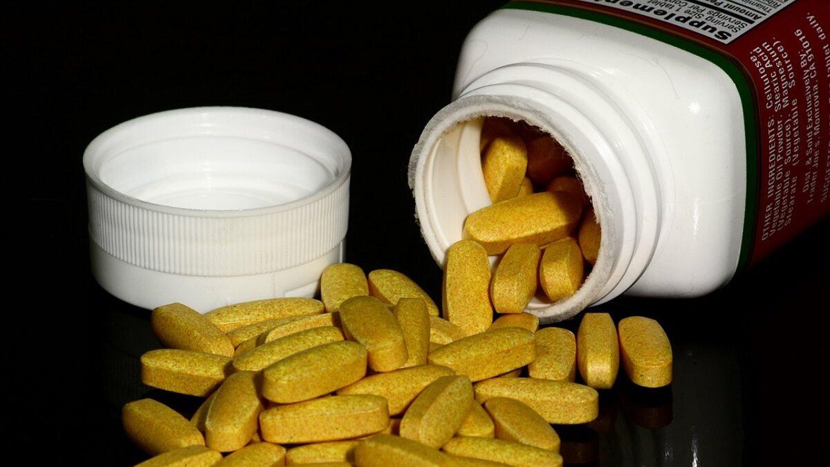 Tıpkı İlaçlar Gibi Vitaminleri de Fazla İçtiğimizde Hayati Tehlike Oluşturur mu?