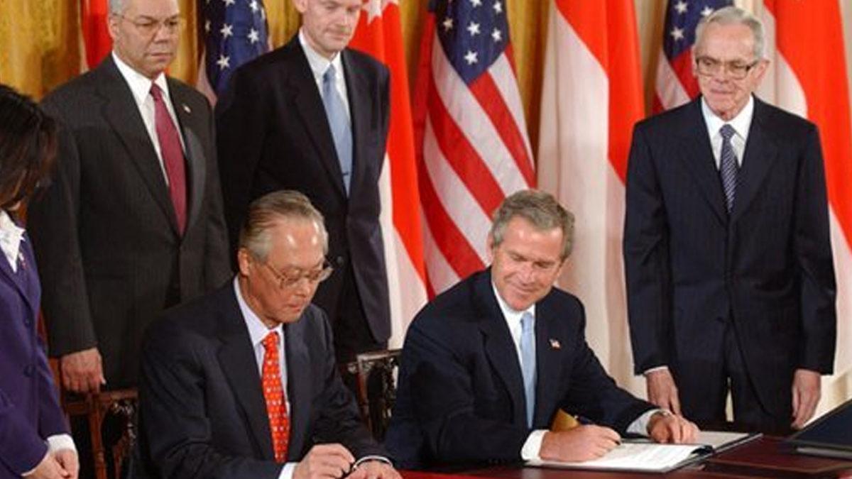 Singapur’da Sakız Çiğnemenin Yasak Olmasının Düşününce 