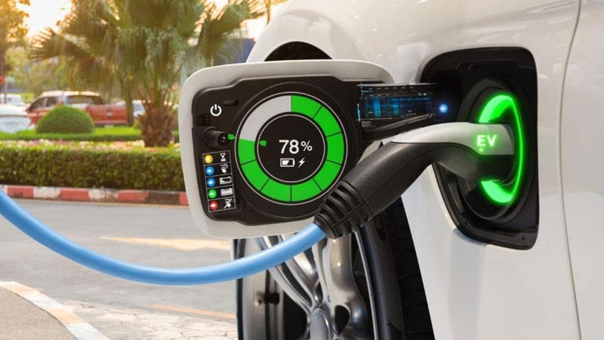 En Hızlı Şarj Olma Süresi 12 Dakika: Peki Araç Üreticileri Neden Bu Sınırı Aşamıyor? Elektrikli Arabalar Daha Hızlı Şarj Olamaz mı?