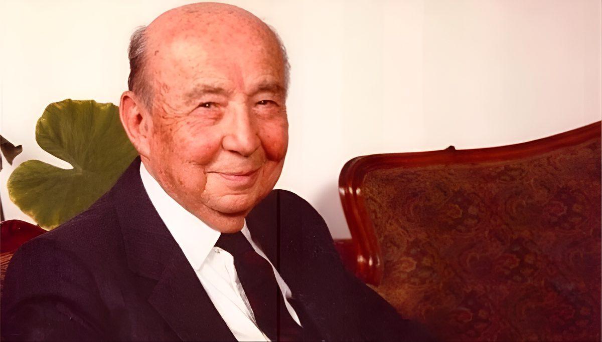 Vehbi Koç’un 90’lı Yıllarda Günümüzün En Değerli Markalardan Birini Elinden Kaçırması, Koç Holding İçin Nasıl Bir Dönüm Noktası Oldu?