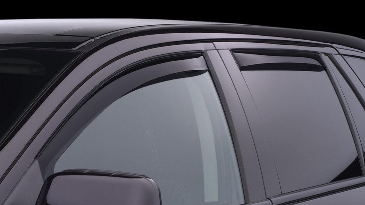 Araba Camlarının Üzerindeki Bu Rüzgârlık Gerçekten İşe Yarıyor mu Yoksa Sadece Süs Olsun Diye mi Takılıyor?