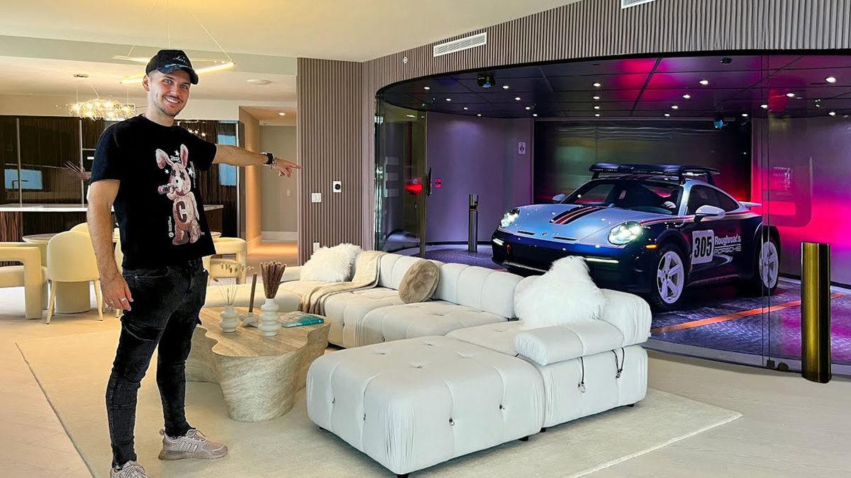 Porsche Tarafından İnşa Edilen ve Aracınızı Evin İçine Park Etmeyi Mümkün Kılan İlginç Gökdelenin Kendine Hayran Bırakan Özellikleri