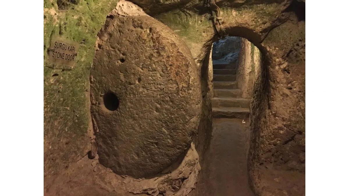 Bir Köylü Tarafından Tesadüfen Keşfedilen, Kapadokya’daki Gizem Dolu Yeraltı Şehri: İçinde Yok Yok!