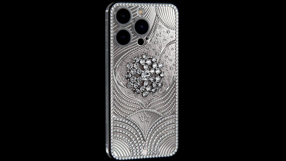 iPhone 16 Pro İçin Hususi Tasarım Oluşturuldu: İşte Fiyatı 2 Neredeyse Tamamen Elmas Kaplı 19 milyon TL’lik iPhone 16 Pro Satışa Sunuldu
