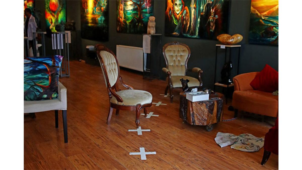 Belçika ve Hollanda’yı Birbirinden Ayıran Baarle-Nassau Kasabası Neden Dünyanın En İlginç Sınırı Olarak Kabul Ediliyor? (İnsanlar İki Ülkenin de Kurallarına Uymak Zorunda)