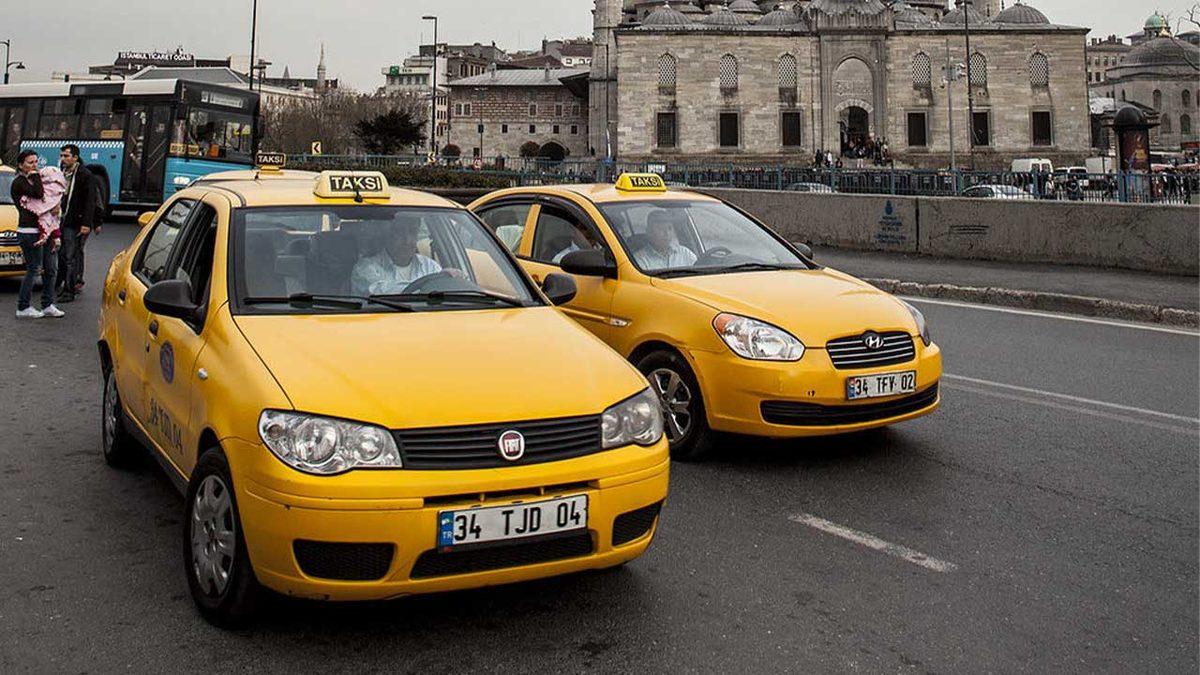 Paylaşımlı Yolculuk, Türkiye’de Neden Bir Türlü Çözüme Ulaştırılamadı? Gerçekten Dijital Korsan Taksicilik mi?