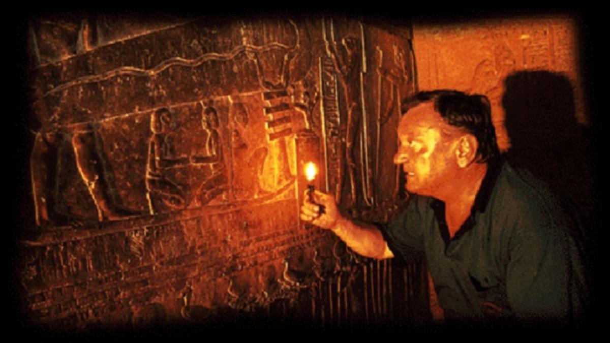 Ünlü Yazardan Uyarı: Uzaylılar, Dünya’ya Tekrar Gelebilir