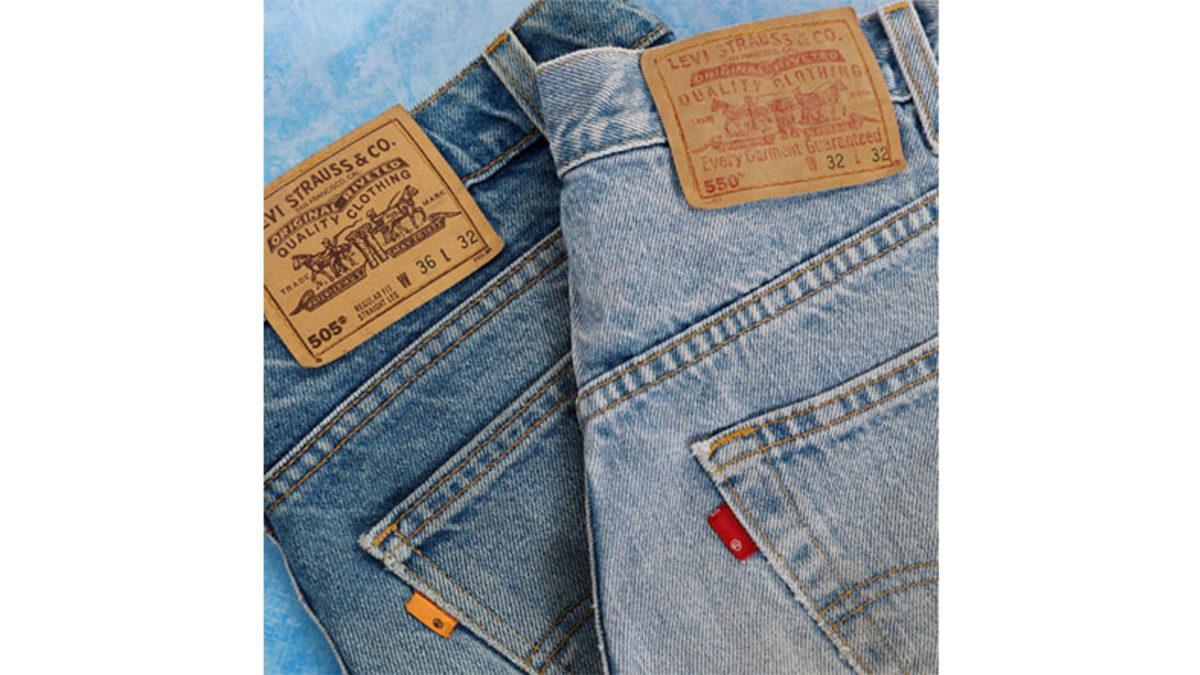 Bazı Jeanlerin Arka Cebindeki Bu ’Kırmızı’ Minik Etiket Ne Anlama Geliyor?