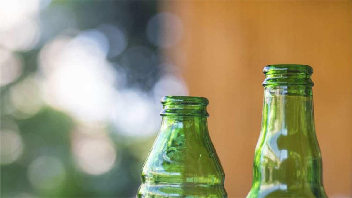 Maden Suyunun Neden Sadece Cam Şişede Üretildiğini Öğrenince 