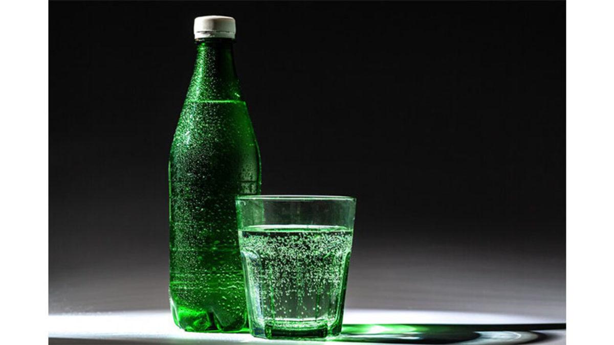 Maden Suyunun Neden Sadece Cam Şişede Üretildiğini Öğrenince 