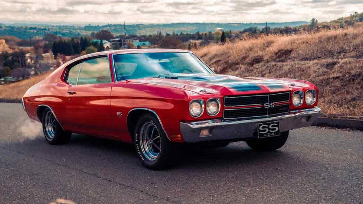 Yenileri Varken Neden Hâlâ Klasik Arabalara Karşı Ayrı Bir Hayranlığımız Var?