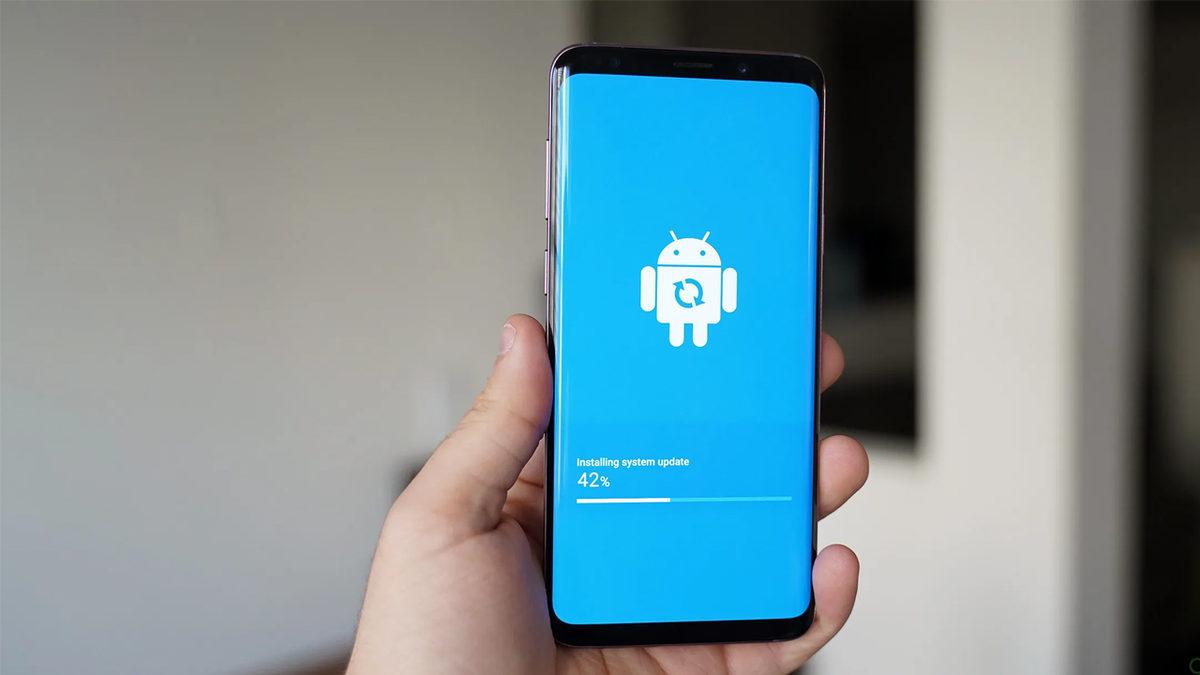 Hiçbir Şeye Onay Vermediğimiz Hâlde Telefonumuz Neden Gece Kendi Kendine Güncelleniyor?