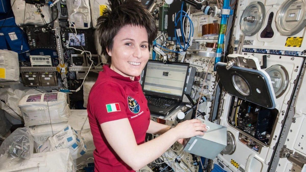 Astronotların da Tıpkı Dünya’da Olduğu Gibi Wi-Fi Bağlantısı Var mı?