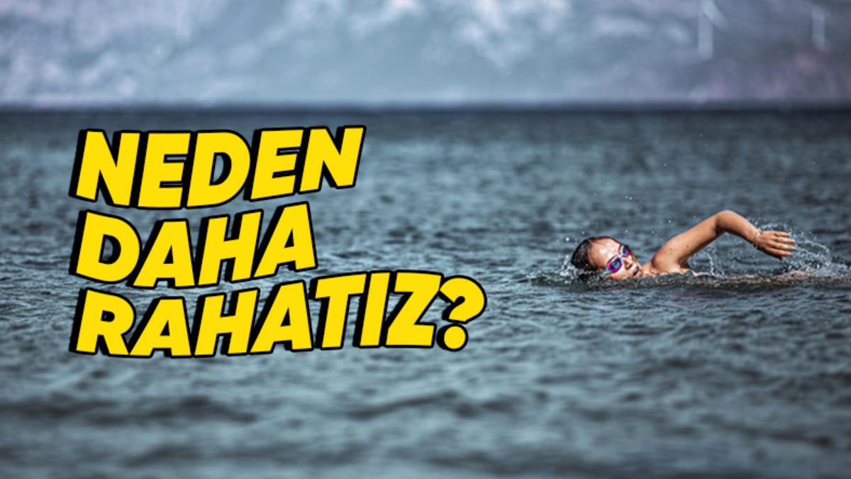 Bi’ Hafifleme Geldi: Denizde Yüzmek Neden Havuzdan veya Gölden Daha Kolay?