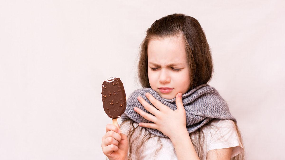 Dondurma Yemek Gerçekten de Boğaz Ağrısına Neden Olur mu Yoksa Hep Kandırıldık mı?