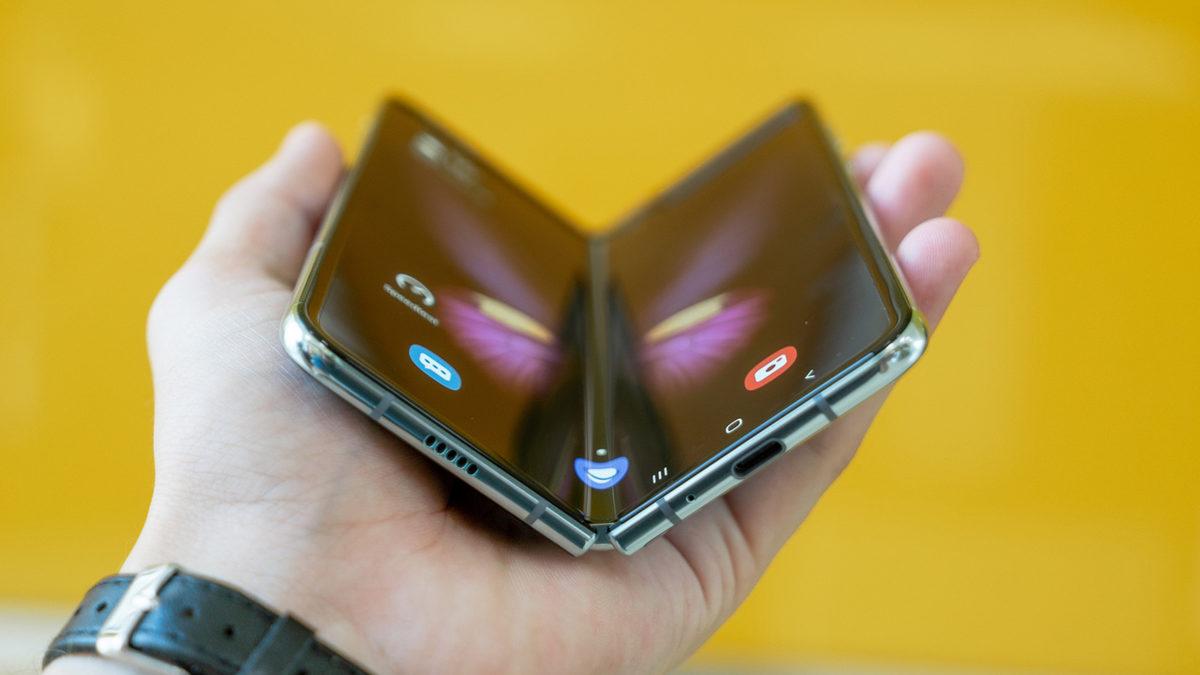 Hani Unutulmuştu! Ne Oldu da Katlanabilir Telefonlar Tekrardan Popüler Oldu?