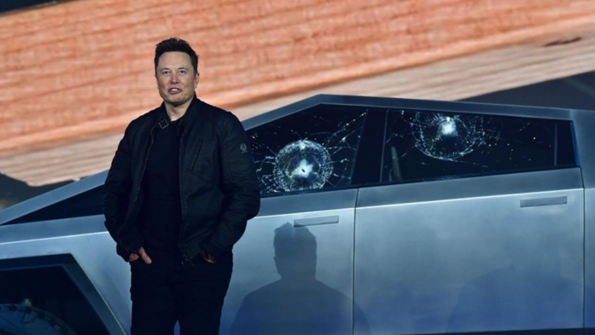 Tesla’nın Cybertruck Hamlesi Üretim Darboğazına Takıldı: Pazardaki Pozisyonunu Kaybedebilir