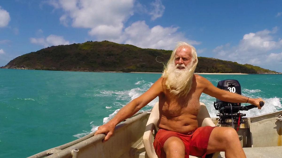 Milyon Dolarlık Servetini Kaybedip Issız Bir Adada 27 Yıldır Tek Başına Yaşam Süren Adamın İlginç Hikâyesi