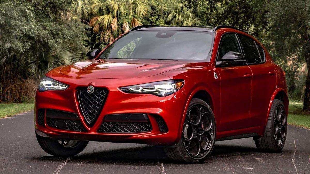 Stellantis’in 2 Yıldır Bayide Bekleyen Otomobilleri Olduğu Ortaya Çıktı: Bazı Modeller Hiç Satmıyor!