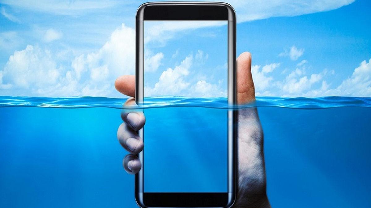 Akıllı Telefonunuzun Üretim Aşamasında Ne Kadar Su Tükettiğini Öğrendikten Sonra Sık Sık Değiştirmekten Vazgeçeceksiniz