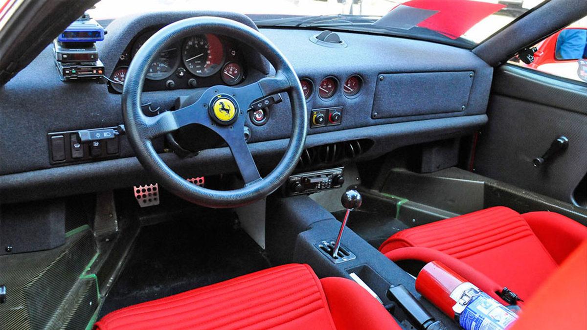 Ferrari F40’ın Neden Otomobil Tarihine Damga Vurduğunu Kanıtlayan 6 Bilgi