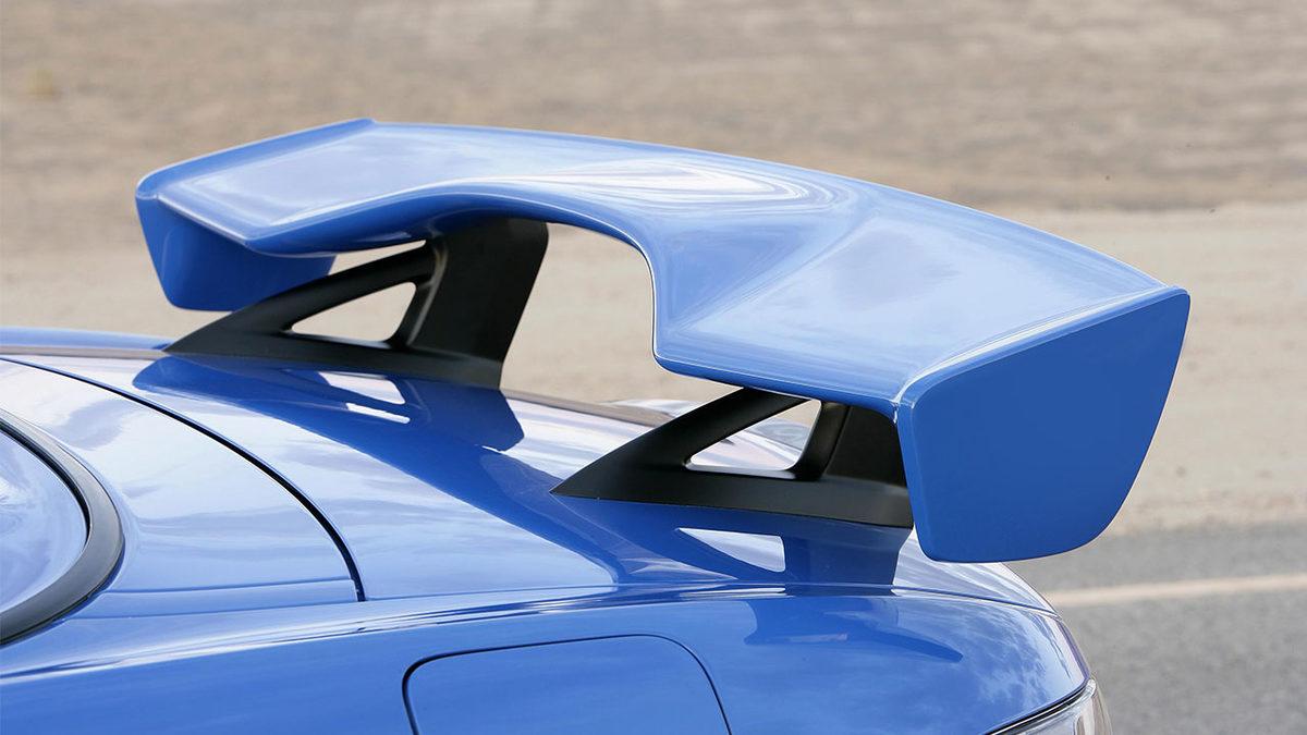 Arabanın Arkasındaki Spoiler’lar Yakıt Tüketimini Artırıyor mu Yoksa Azaltıyor mu?