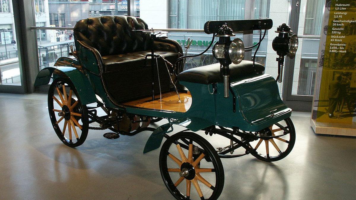 Audi, Opel, Fiat… Günümüzün Dev Otomobil Markalarının İlk Arabaları Nasıl Görünüyordu?