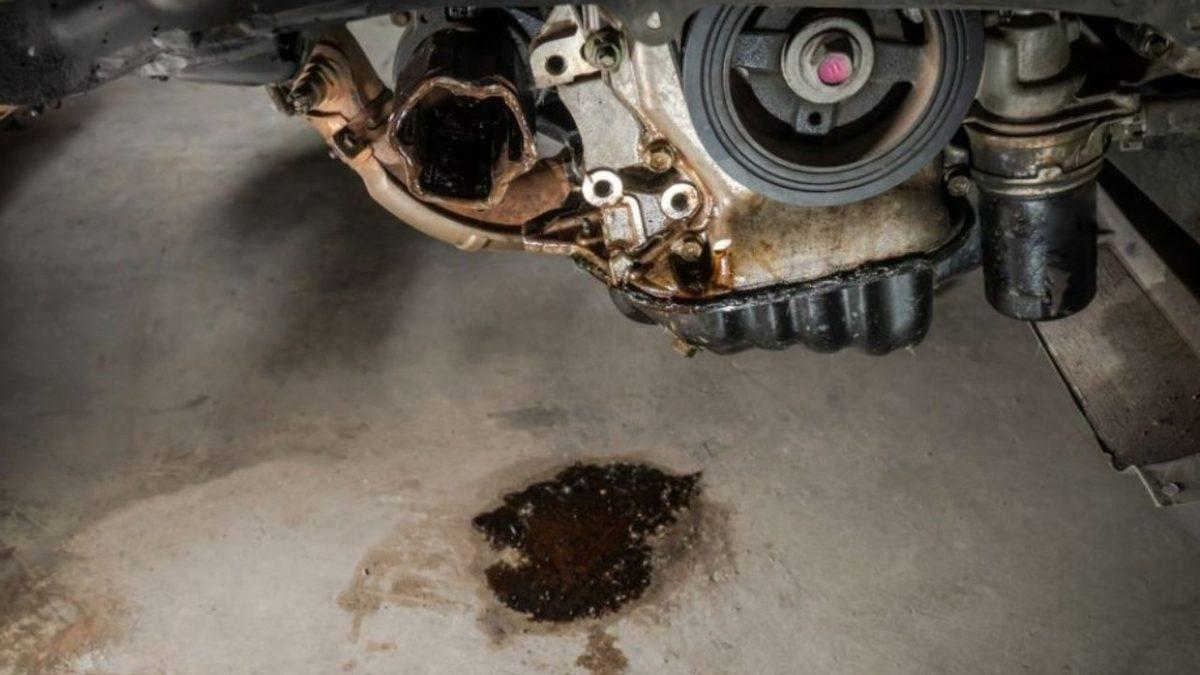 Eğer Araba Sürerken Burnunuza Bu Kötü ve Tuhaf Kokular Geliyorsa Yakında Sanayi Yolu Gözükecek Demektir!