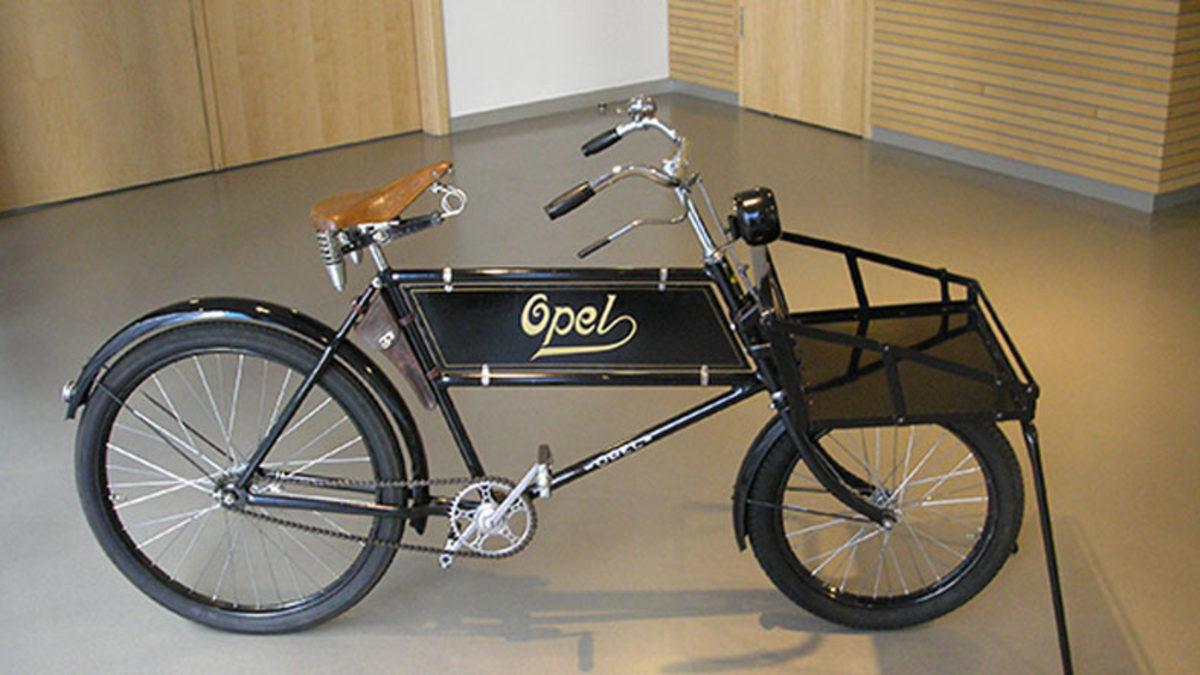 Bazı Ünlü Otomobil Markalarının Otomobil Üretmeden Önce Ne Yaptıklarını Öğrenince Biraz Şaşırabilirsiniz!