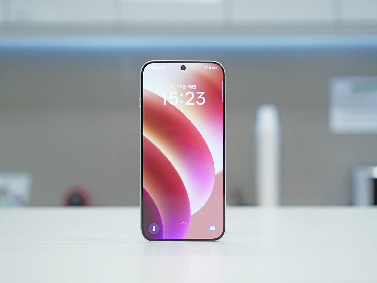 OPPO Find X8’in Tüm Özellikleri Tanıtımına Kısa Bir Süre Kala Sızdırıldı: Telefon, Kanlı Canlı da Görüntülendi