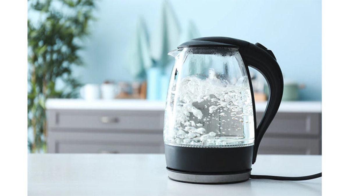 Su Isındıkça Kettle’dan Gelen Ses Neden Giderek Artıyor? (Her Şey Tık Sesine Kadar)