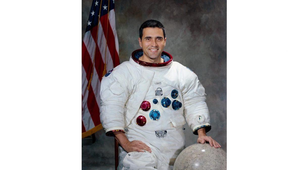 Polen Alerjisi Gibi Ay’a Alerjisi Olduğu Ortaya Çıkan (Evet, Ay’a Alerji) Astronotun Trajikomik Olayı