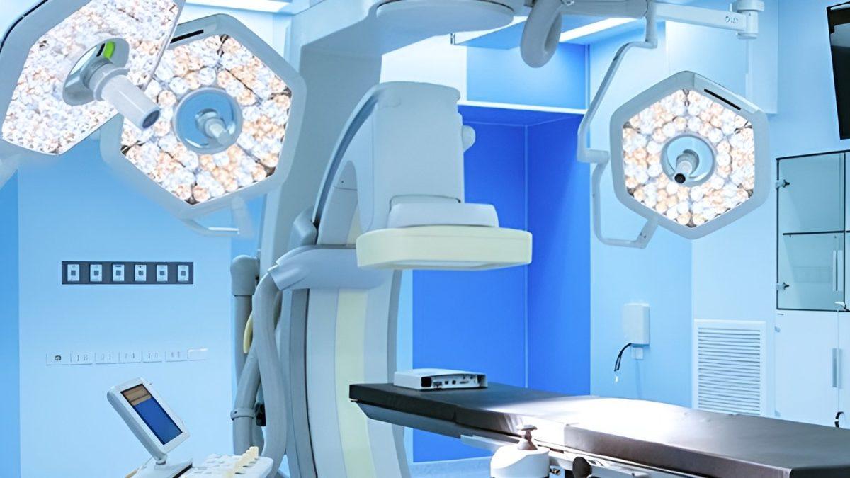 Ameliyathane Işık Doluyken Nasıl Oluyor da En Küçük Bir Gölge Bırakmıyor? İşte Arkasındaki Sır