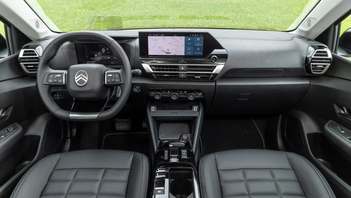 Hem İçi Hem Dışı Yenilenen 2025 Citroen C4 Tanıtıldı: İşte Özellikleri