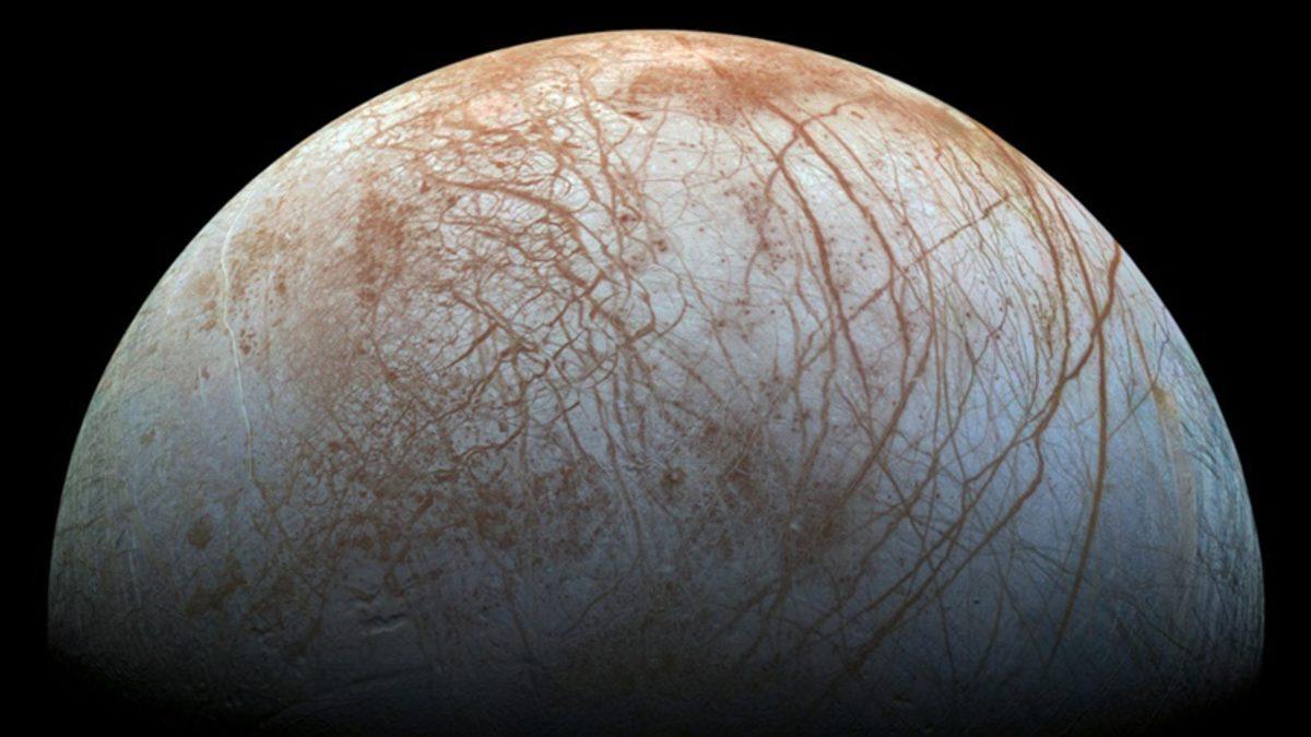 NASA’nın Europa Clipper Görevi Başladı: Peki Jüpiter’in Buzla Kaplı Uydusu Neden Bu Kadar Önemli?
