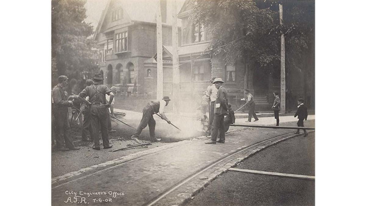 Bugün Yollarda Kullandığımız Asfaltın Yüzyıllar Önce İlk Kez Nasıl Kullanıldığını Öğrenince Şaşırabilirsiniz (Yol İçin Değilmiş)