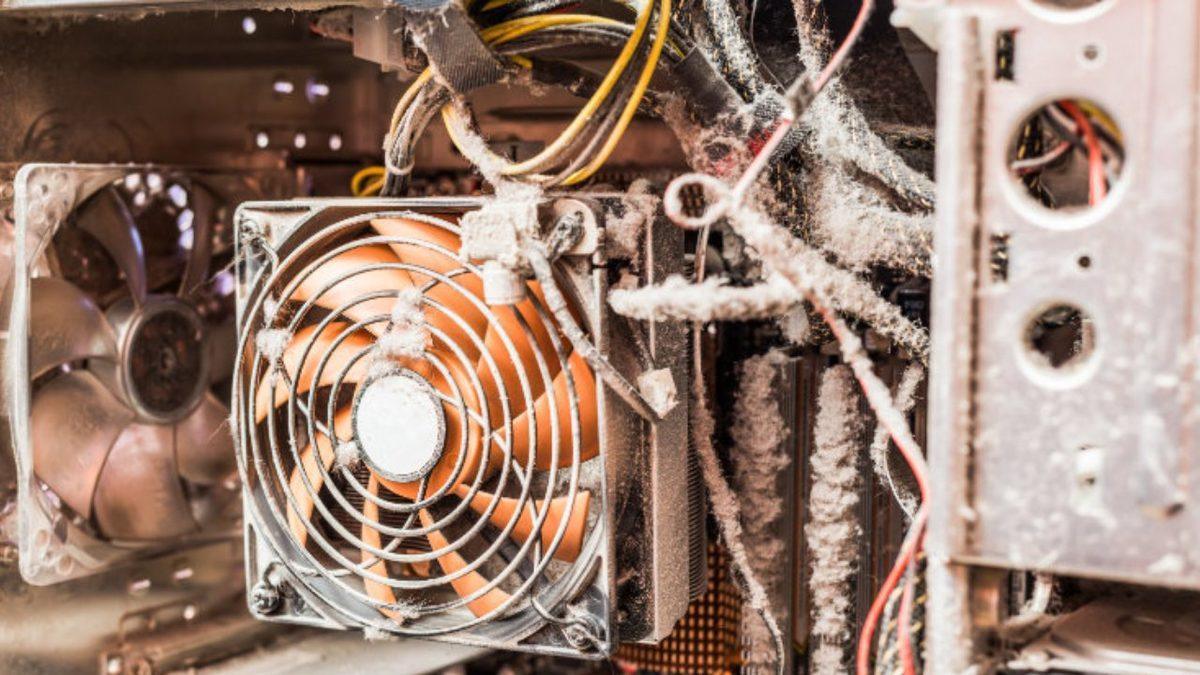 Bu İçeriği Okuduktan Sonra Yavaşlayan Bilgisayarınızın İçini Açıp, Tozların Birikip Birikmediğine Bakmak İsteyeceksiniz!