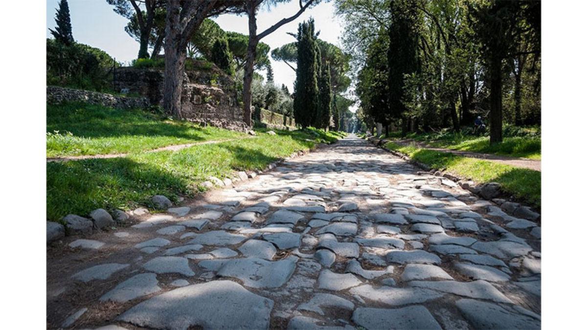 Roma’da Tek Bir Eğim Bile Olmadan Tüm Yolların Dümdüz İnşa Edilmesinin 
