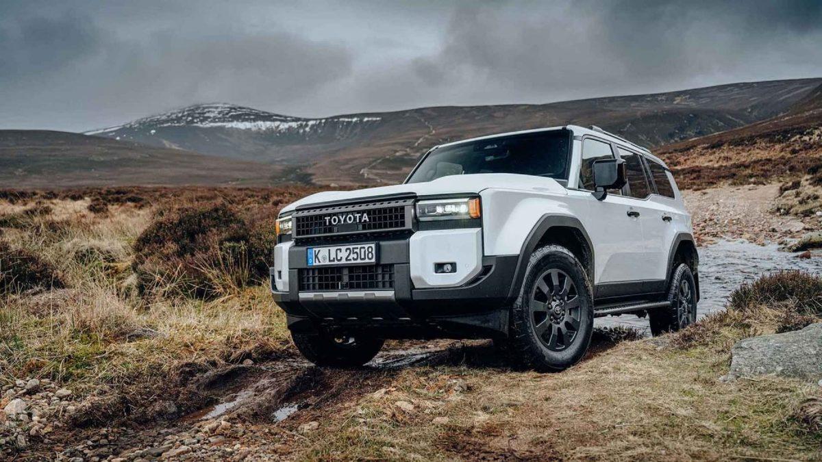 Yeni Toyota Land Cruiser Prado Türkiye’de Satışa Sunuldu (Bu Fiyata Toyota mı Olur?)