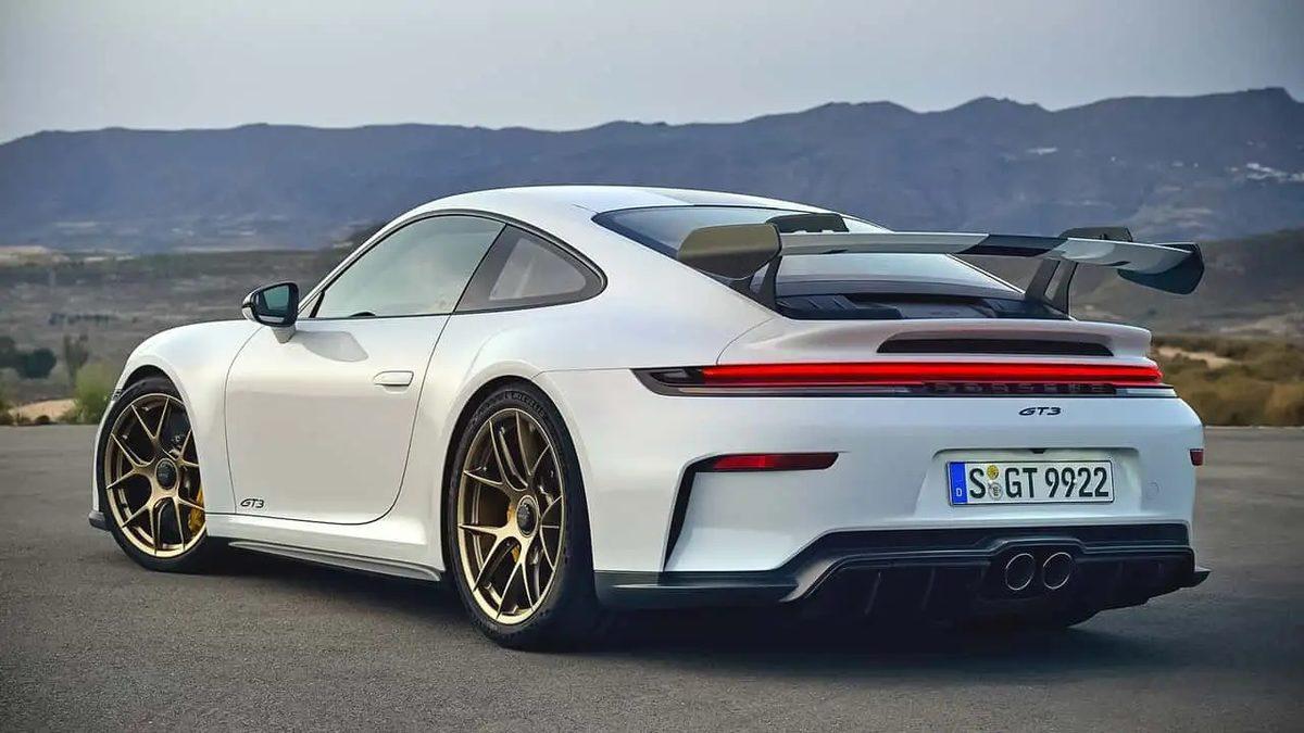 Makyajlı Porsche 911 GT3 ve Touring Versiyonu Tanıtıldı