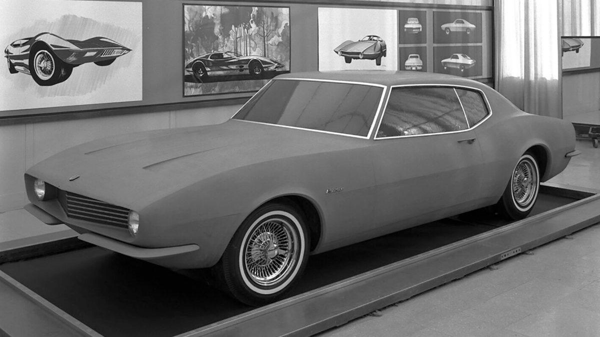 Bir İntikam Hikâyesi: Chevrolet Camaro ve Ford Mustang Kapışmasında Camaro Nasıl Amerikan Rüyası Hâline Geldi?