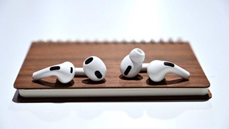 Apple Yeni AirPods Pro, AirPods ve AirPods Max Yazılım Güncellemelerini Yayımladı!