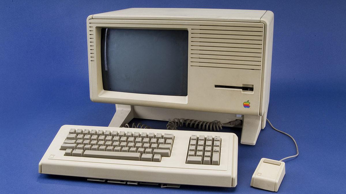 Devrimsel Yenilikler Barındıran ve İlklerin Bilgisayarı Olarak Anılan Apple Lisa Neden Başarısızlığa Mahkûm Oldu?
