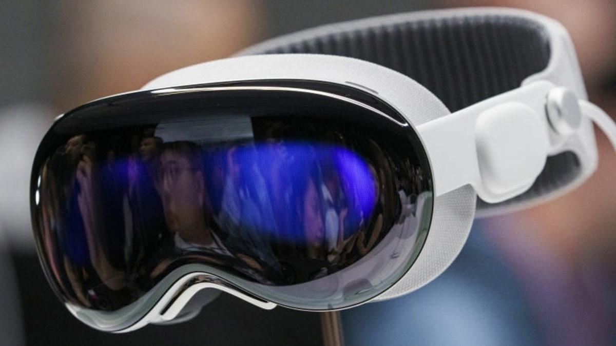 Kimse Apple Vision Pro İstemiyor: Üretimi Tamamen Durdurulabilir!